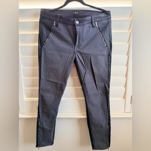 7 For All Mankind Two Toned Leather and Suede Jeans with Zipper Pockets Size 32